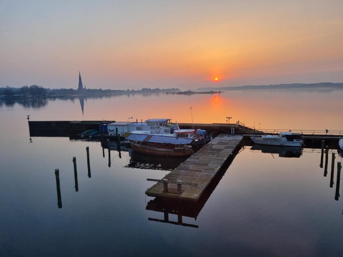 Ferienwohnung Schleiloge Mit Panoramablick Auf Die Schlei Σλέσβιχ Εξωτερικό φωτογραφία