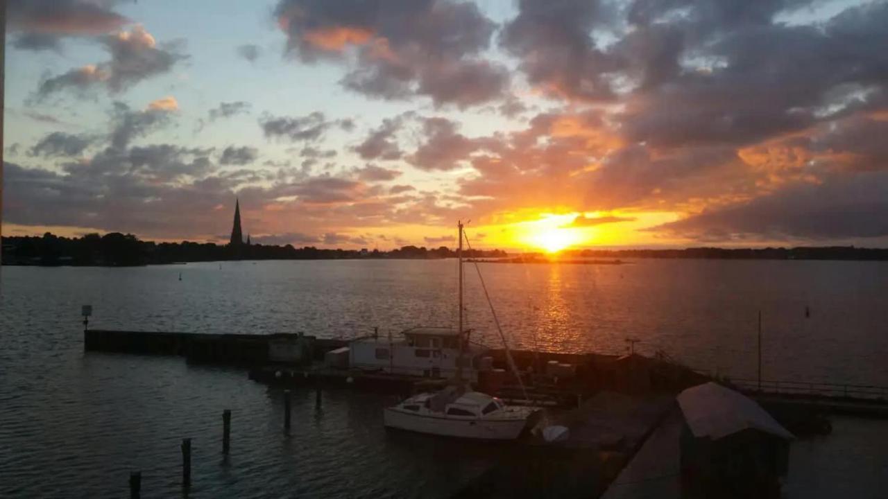 Ferienwohnung Schleiloge Mit Panoramablick Auf Die Schlei Σλέσβιχ Εξωτερικό φωτογραφία